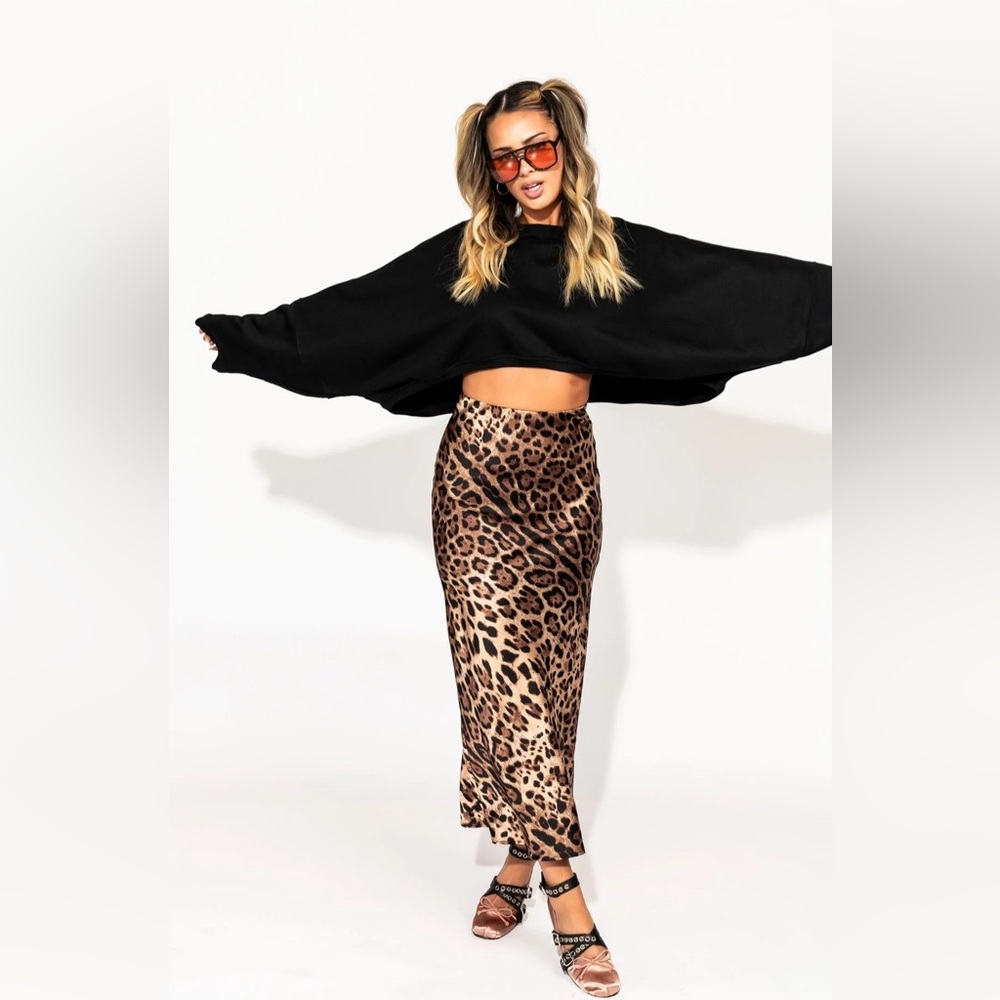 Dressed in LALA Supernova Bias Satin Skirt in Leopard Size S